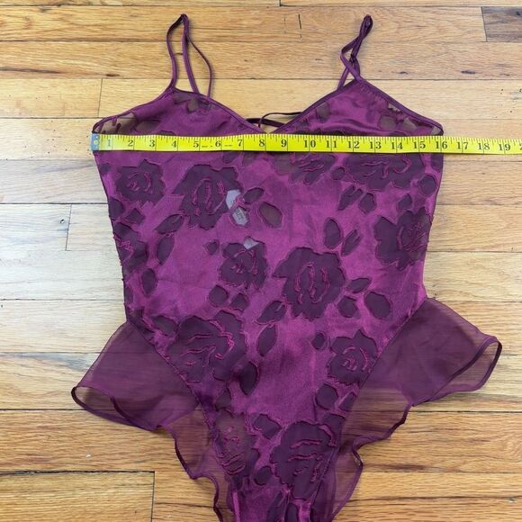Victorias Secret Gold Label Maroon Floral Teddy Size Small - Picture 5 of 7